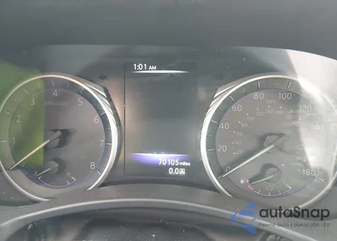 2017 Infiniti Q50 2.0T Base z USA, uszkodzony, nr VIN JN1CV7AR2HM681774